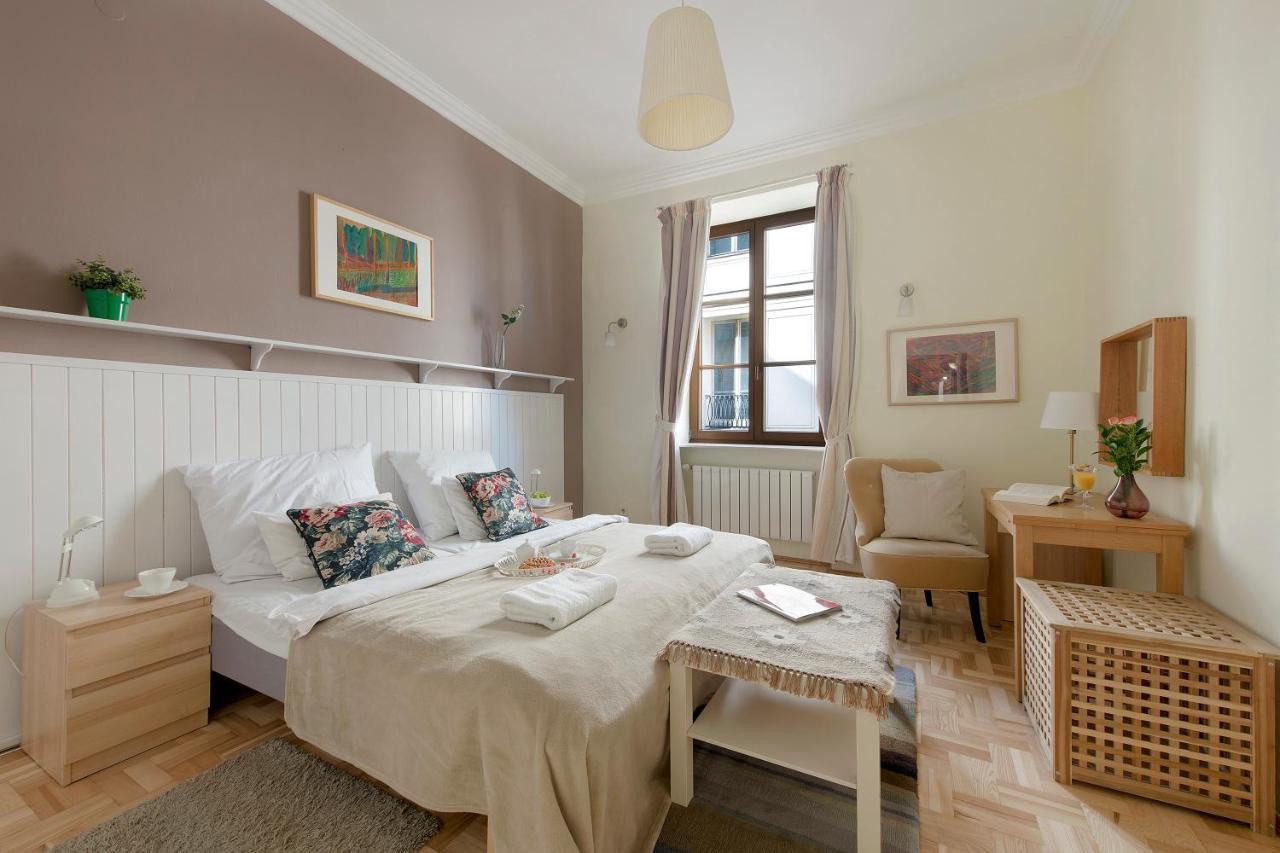 Two Bedroom Apartment For 6 People 바르샤바 외부 사진